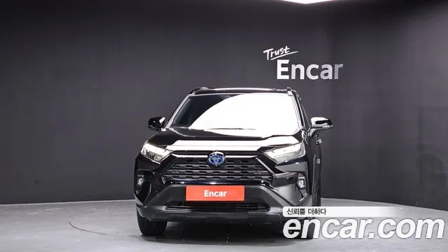 Toyota RAV4 2024