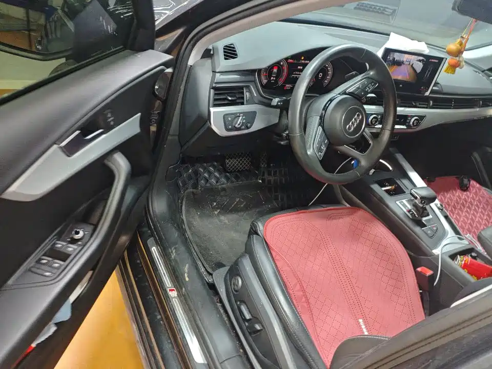 Audi A4 2021