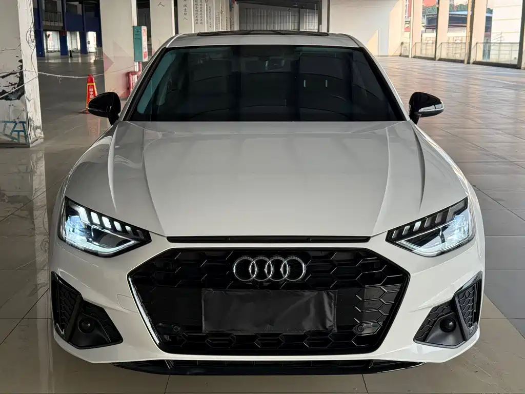 Audi A4 2022