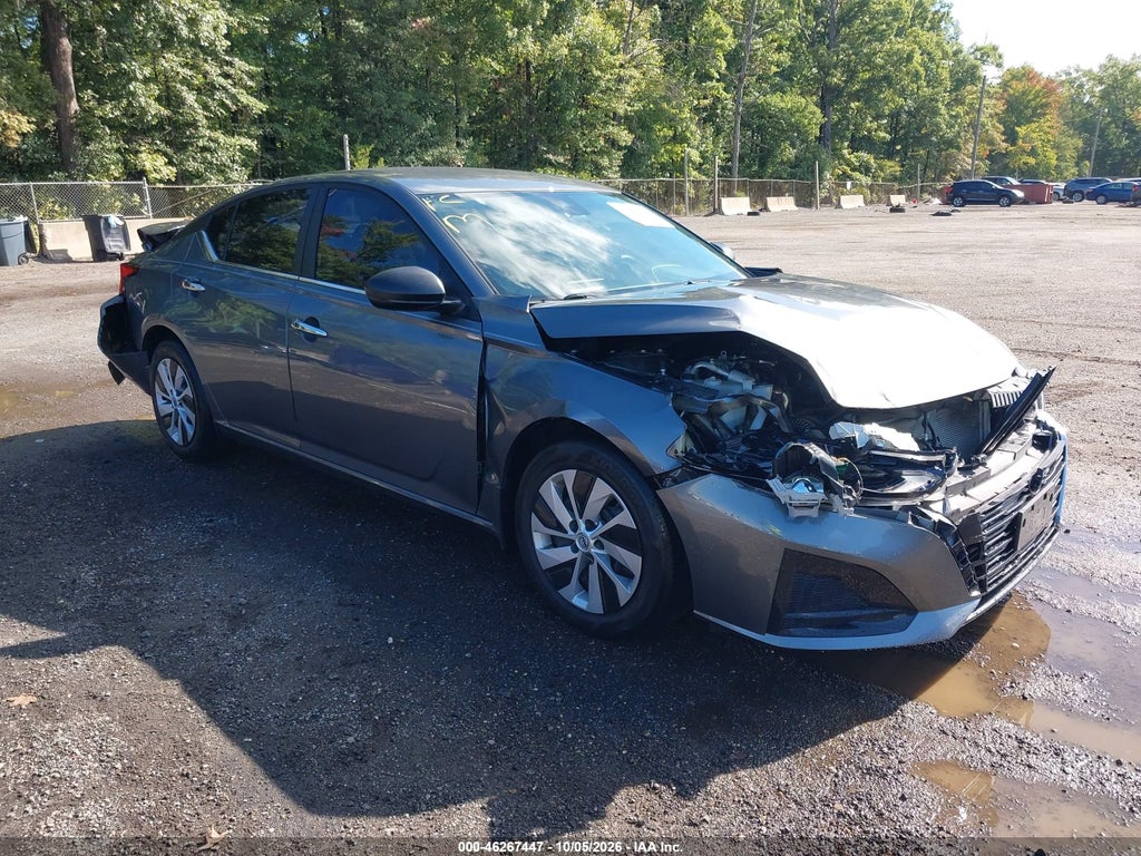 Nissan Altima 2024