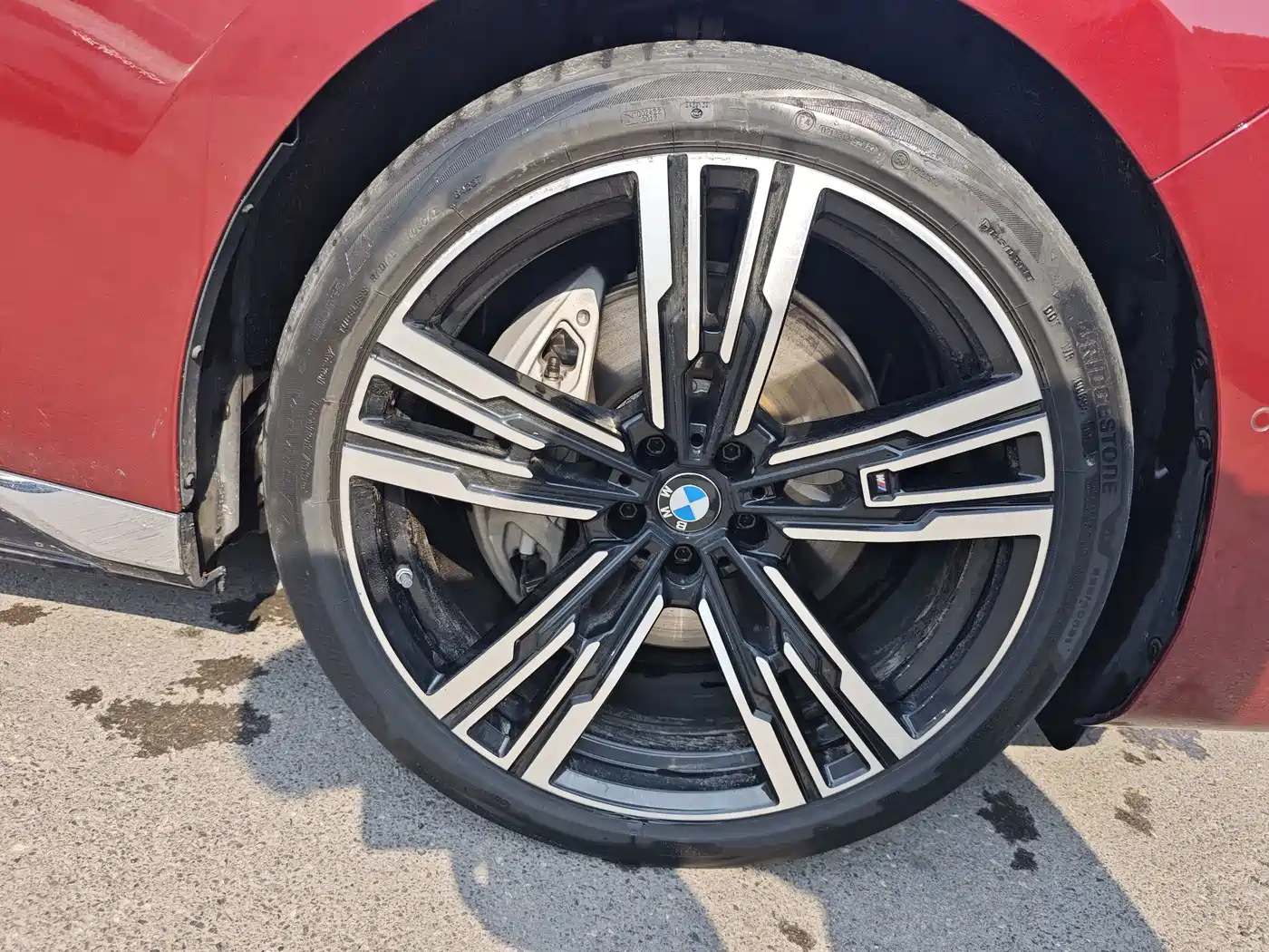 BMW i7 2023