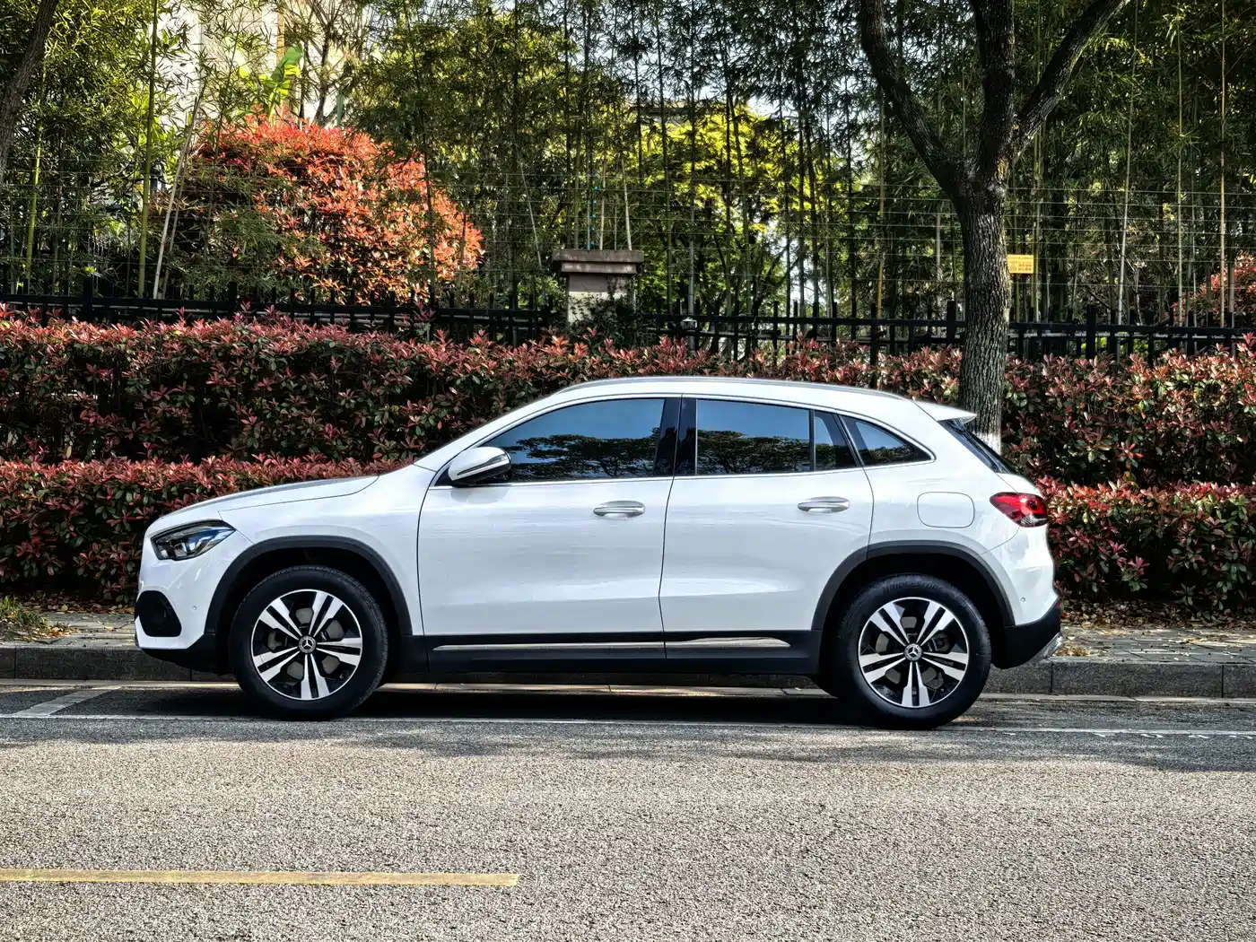 Mercedes-Benz GLA 2023