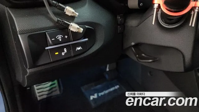 Hyundai Veloster 2020