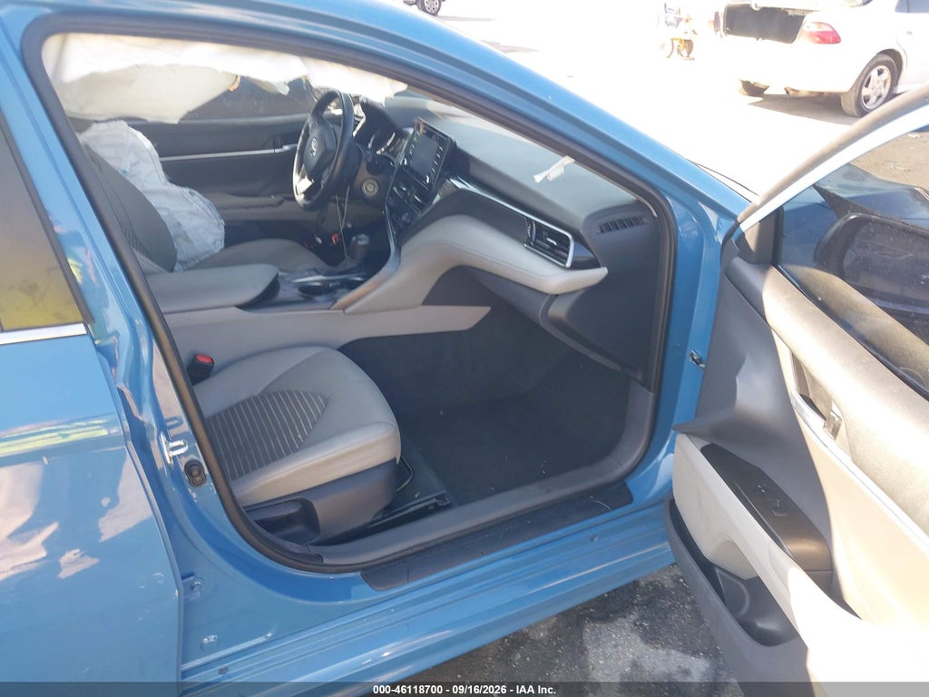 Toyota Camry 2023