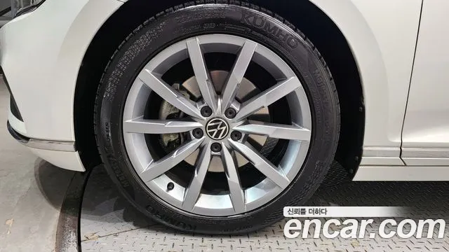 Volkswagen Passat 2022