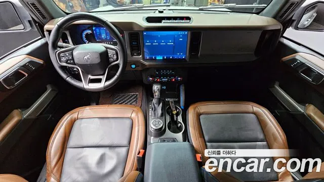 Ford Bronco 2023