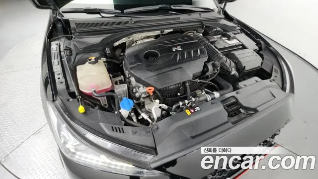 Hyundai Veloster 2022