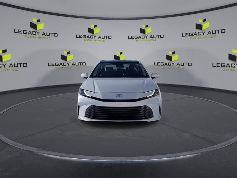 Toyota Camry 2025