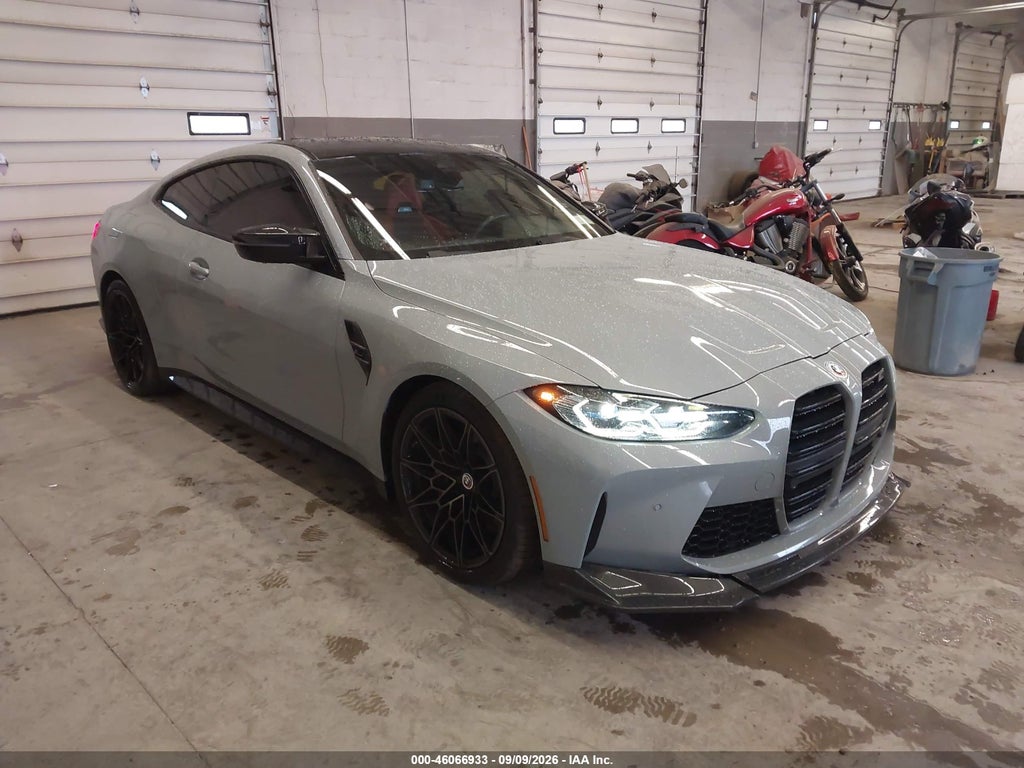 BMW M4 2023