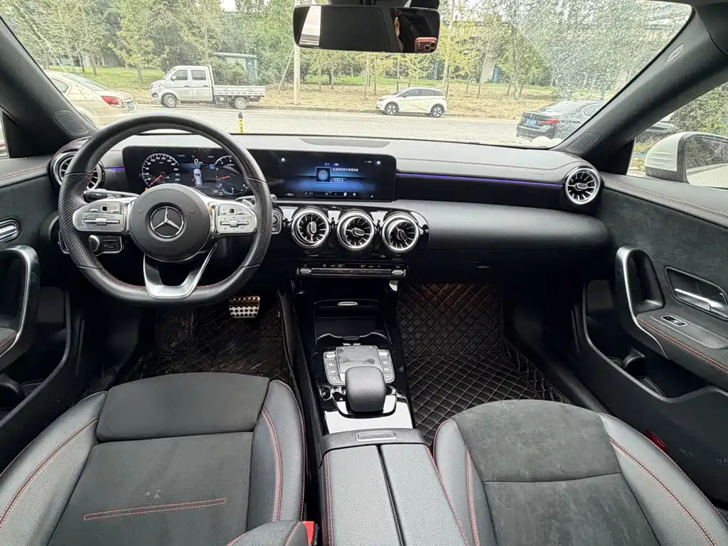 Mercedes-Benz CLA 2022
