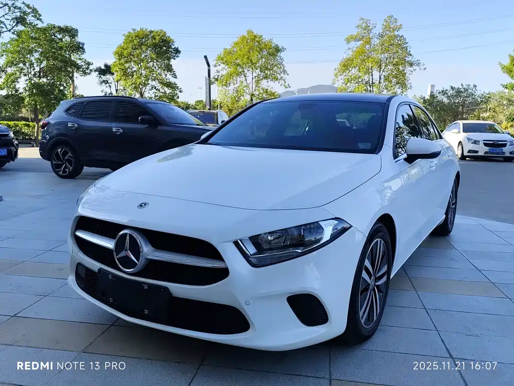 Mercedes-Benz A-Класс 2022