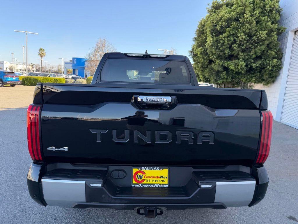 Toyota Tundra 2023