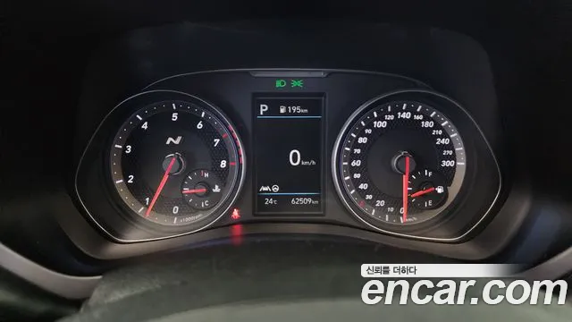 Hyundai Veloster 2021