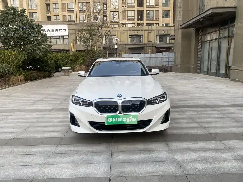 BMW i3 2023