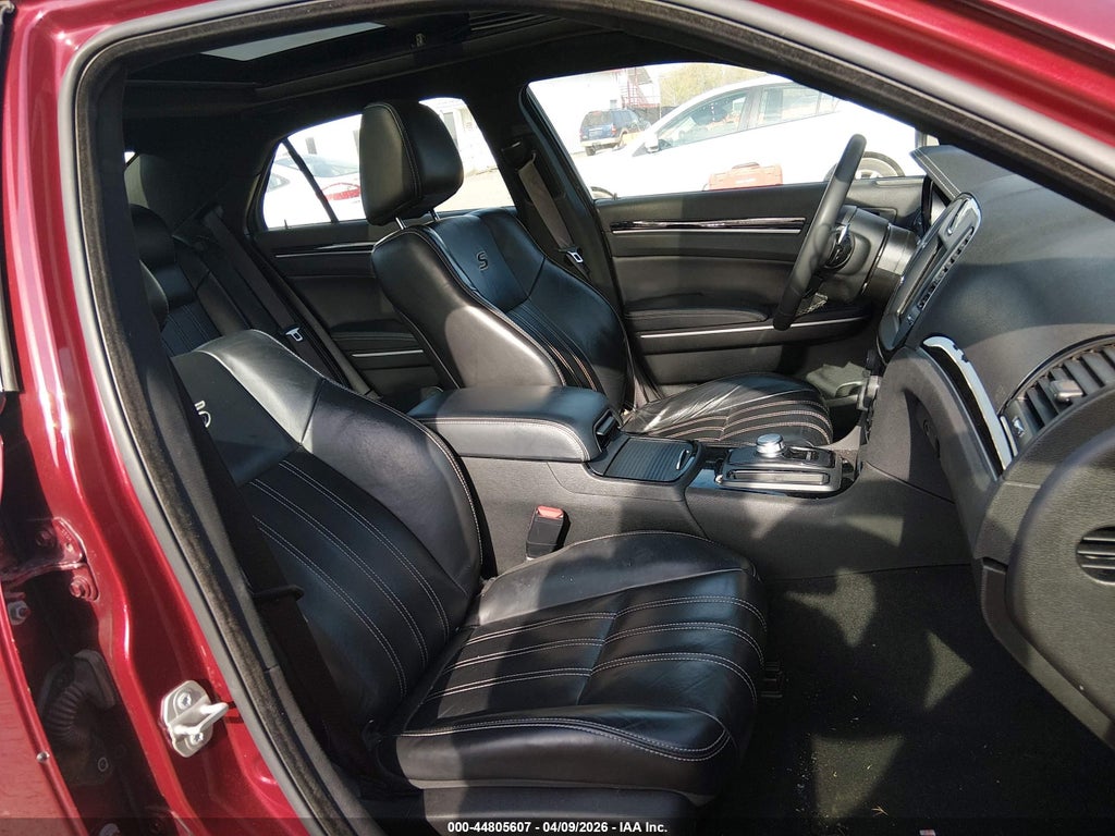 Chrysler 300 2023