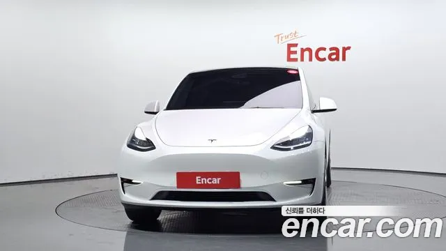 Tesla Model Y 2021