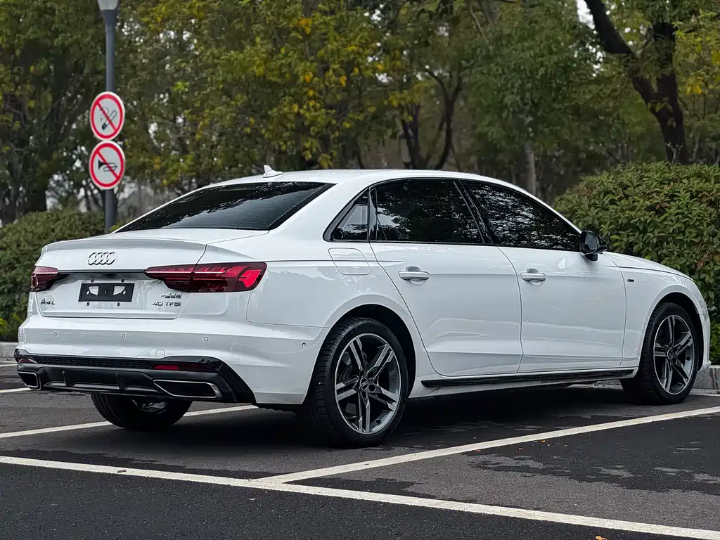 Audi A4 2022