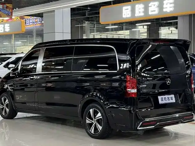 Mercedes-Benz Vito 2025