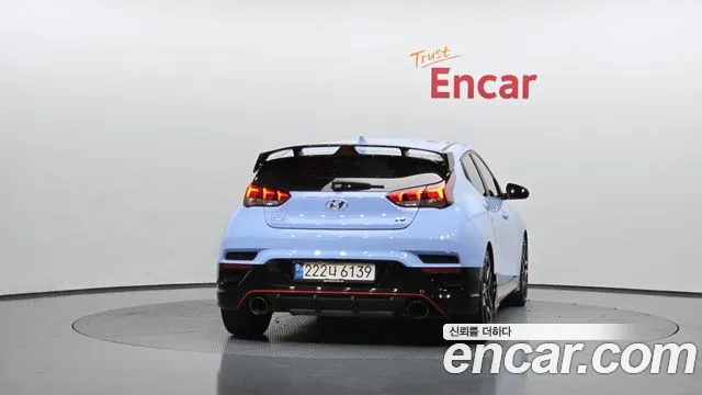 Hyundai Veloster 2021