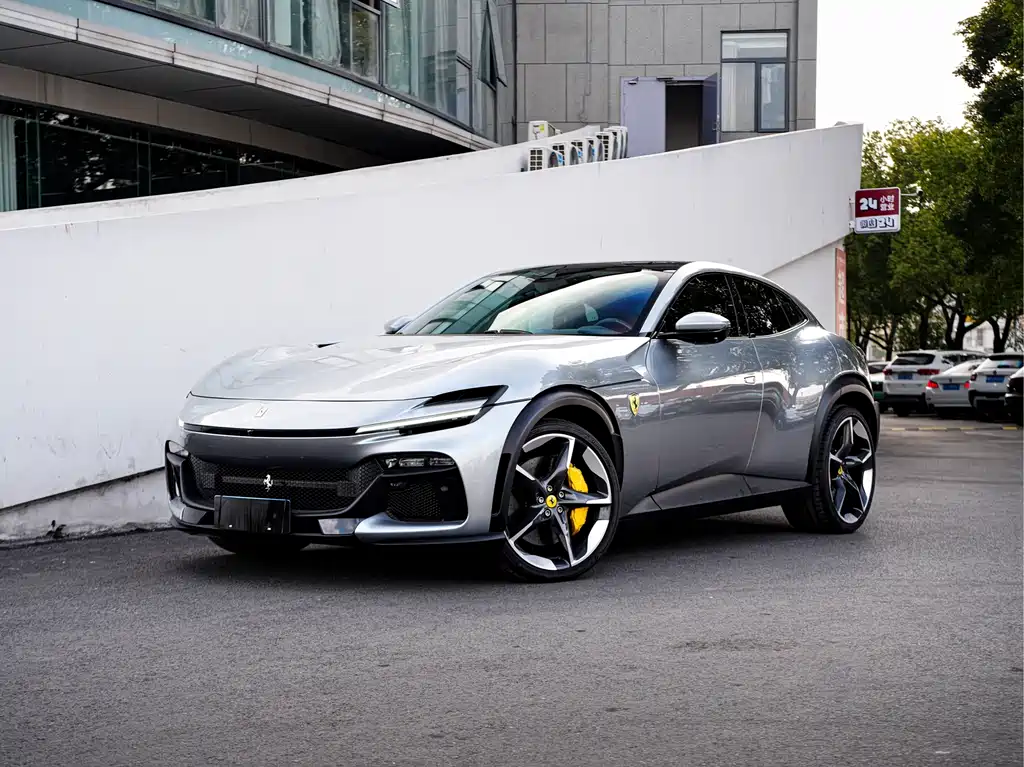 Ferrari Purosangue 2024