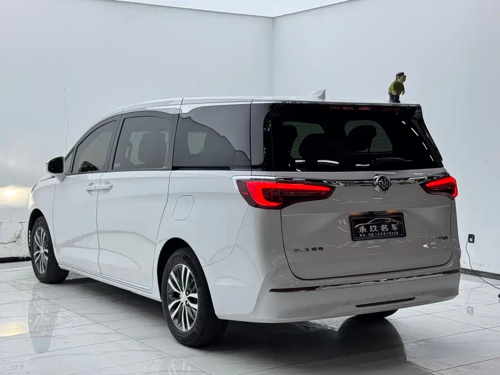 Buick GL8 2024