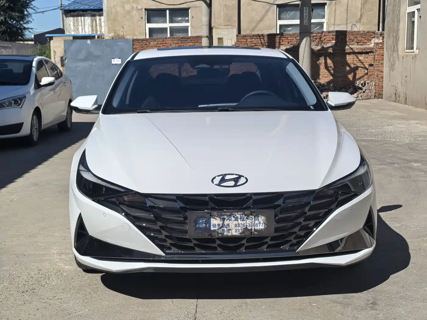Hyundai Elantra 2023