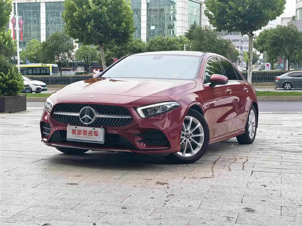 Mercedes-Benz A-Класс 2021