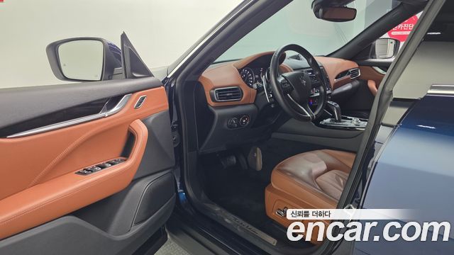 Maserati Levante 2021