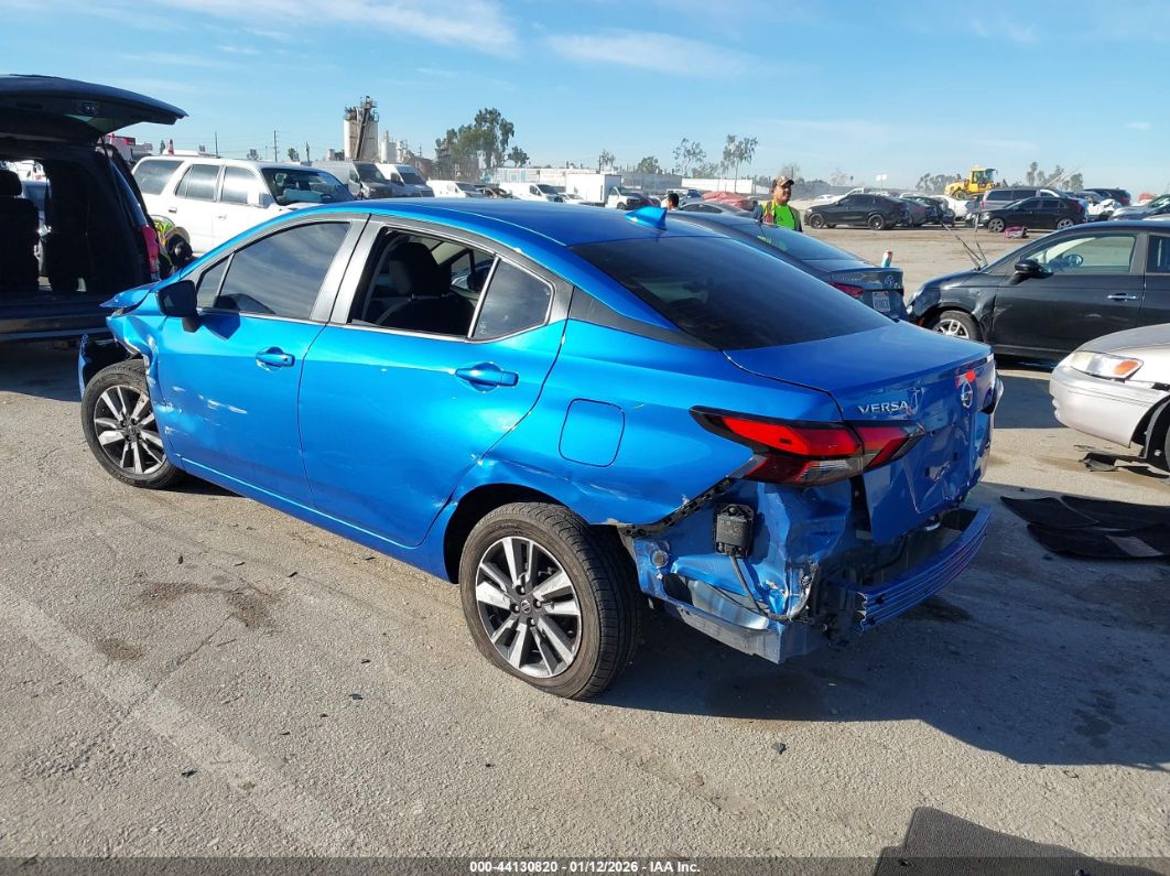Nissan Versa 2021