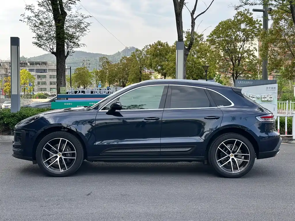 Porsche Macan 2022