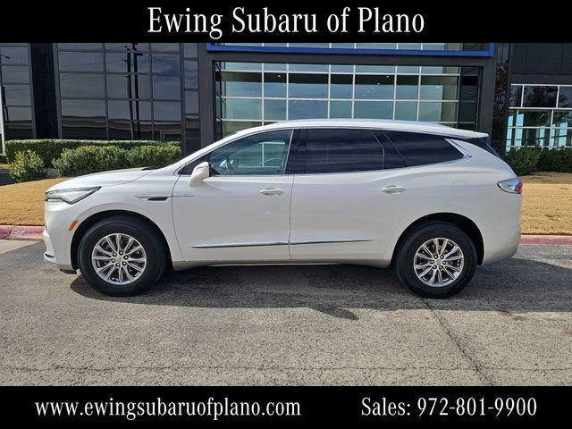 Buick Enclave 2023