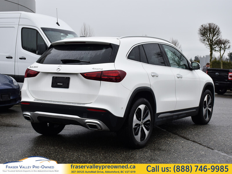 Mercedes-Benz GLA 2024