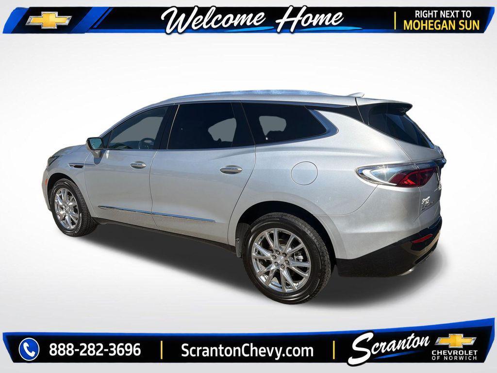 Buick Enclave 2022