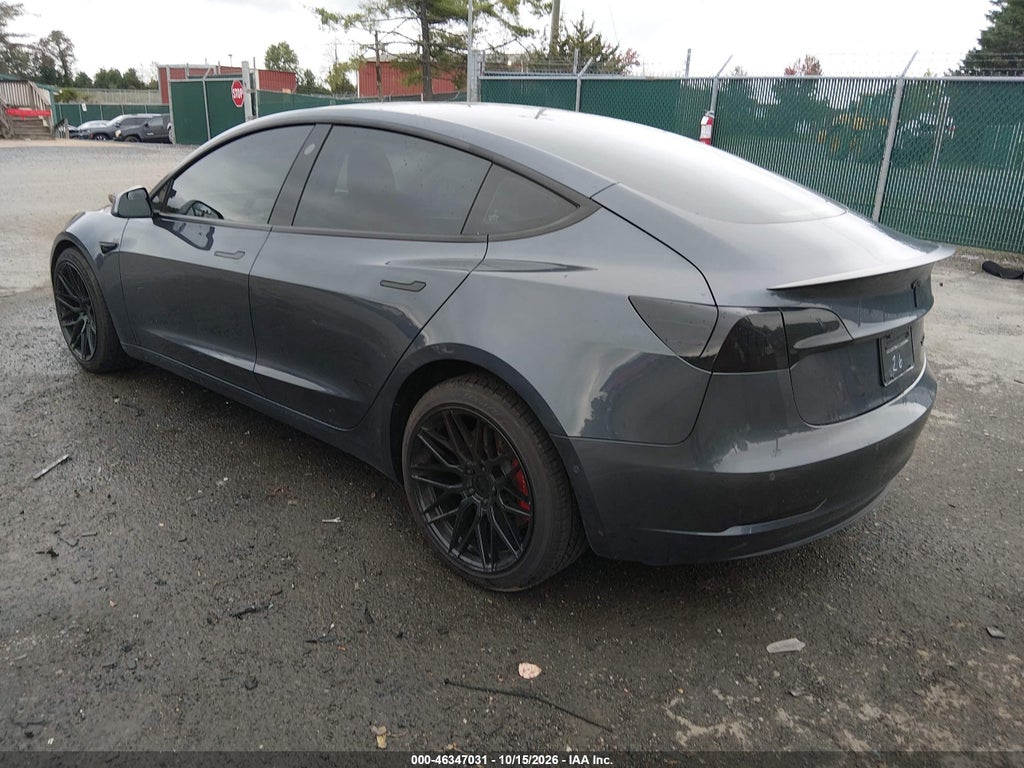 Tesla Model 3 2022
