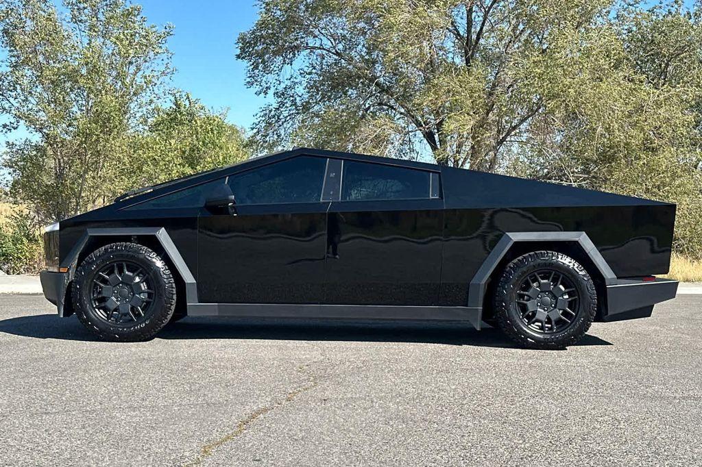 Tesla Cybertruck 2024