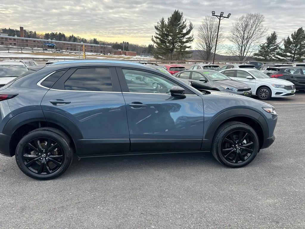 Mazda CX-30 2025