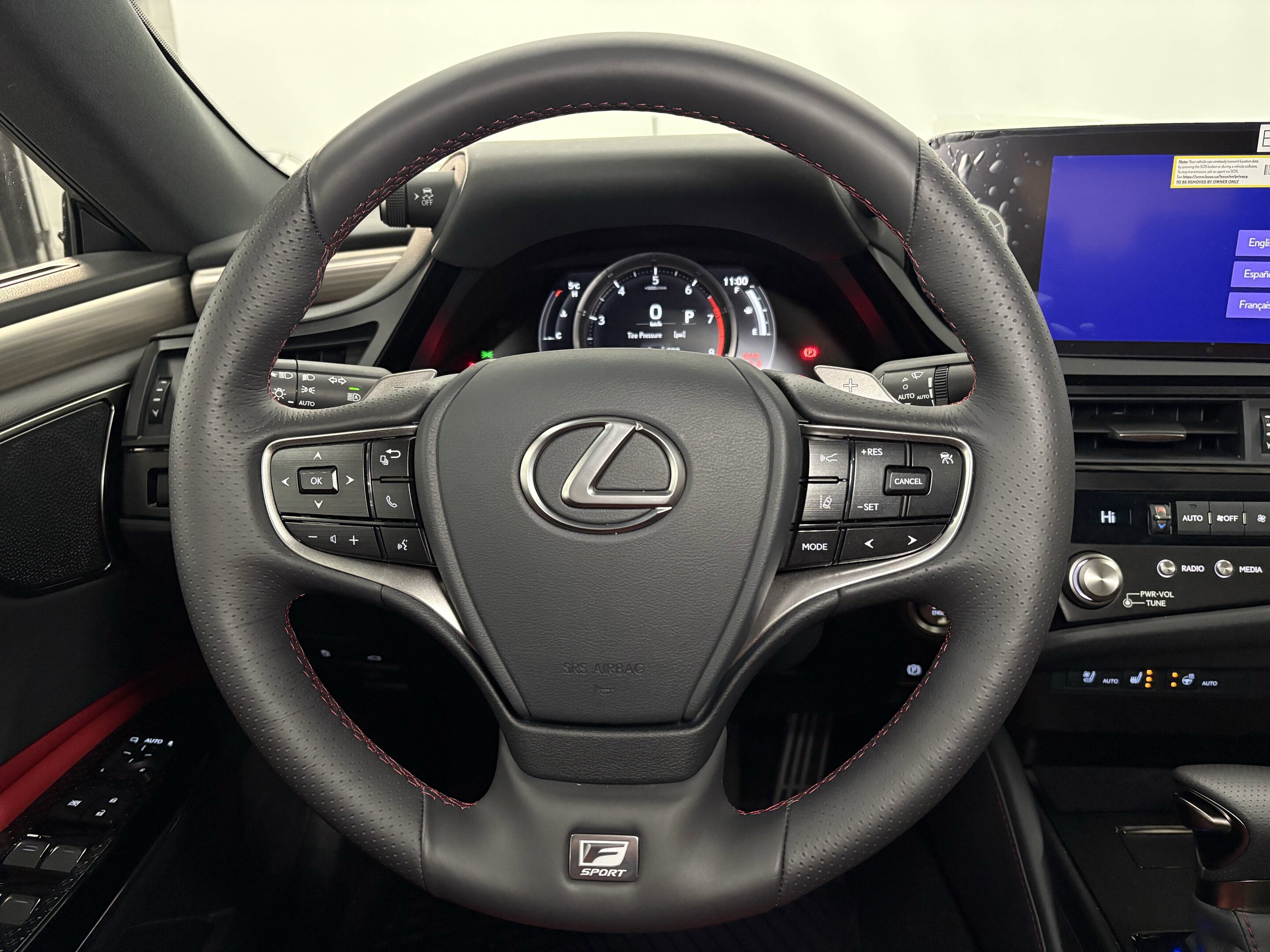 Lexus ES 2025