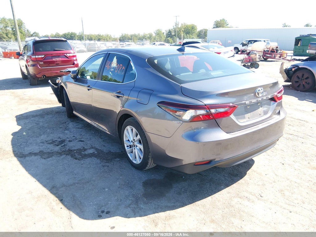Toyota Camry 2023
