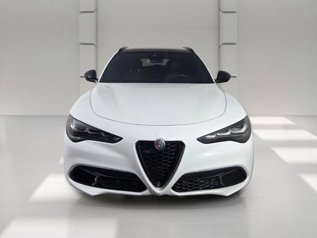 Alfa Romeo Stelvio 2024