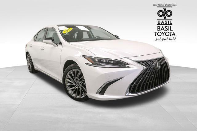 Lexus ES 2024