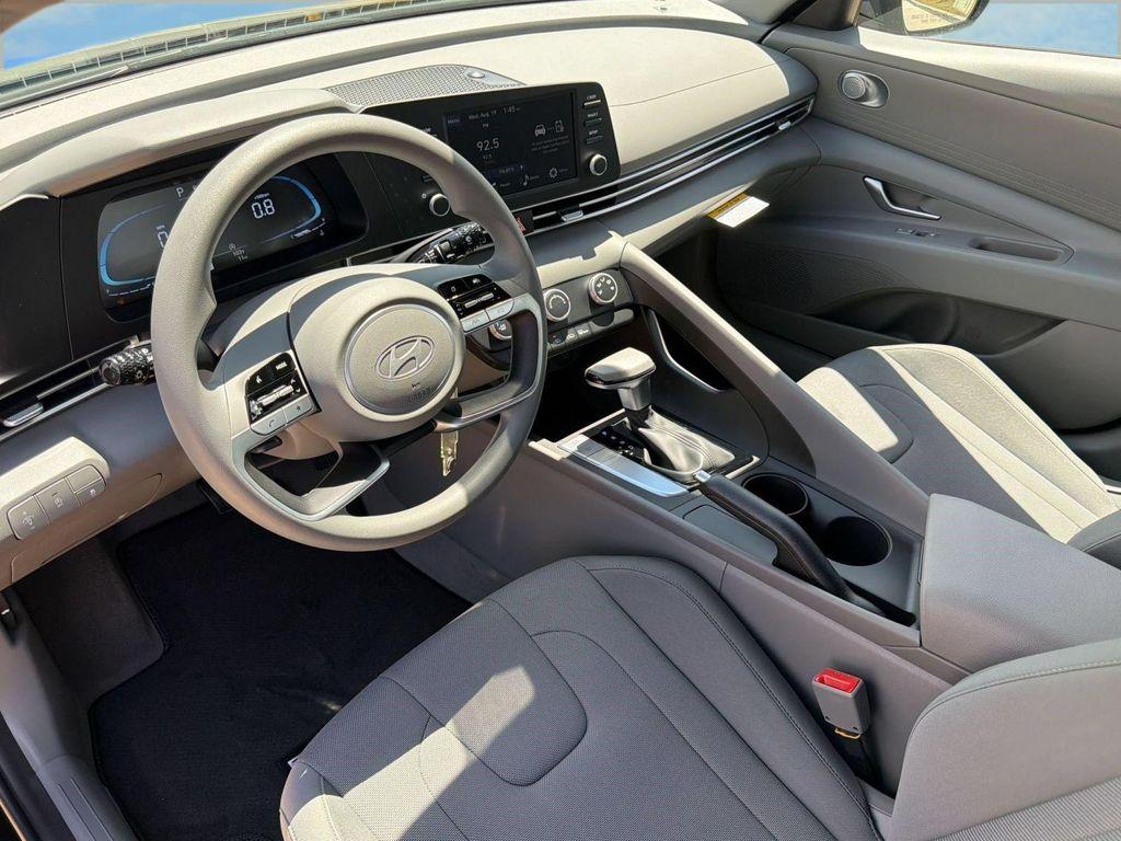 Hyundai Elantra 2026