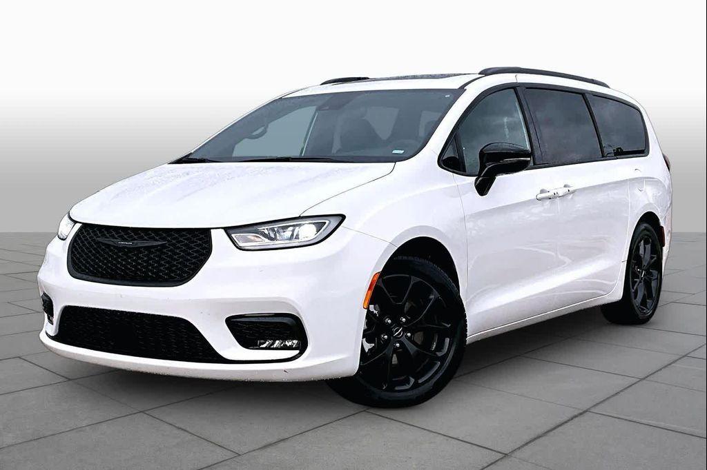 Chrysler Pacifica 2025