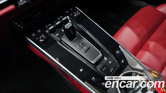 Porsche 911 2020