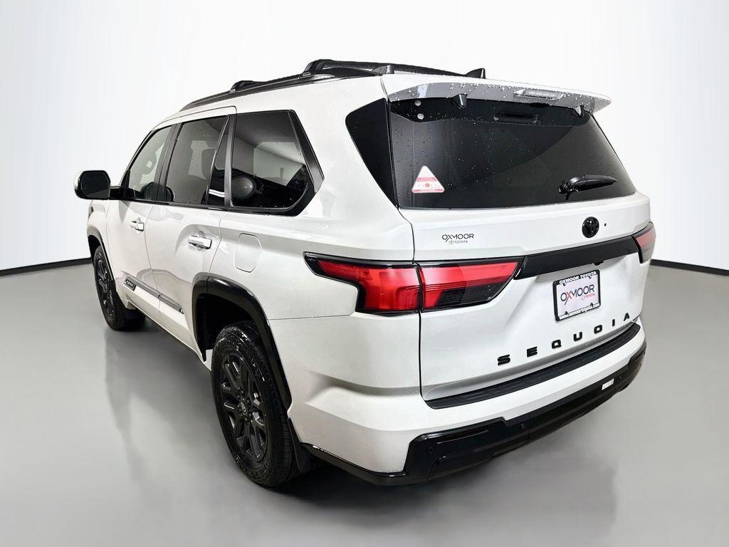 Toyota Sequoia 2026