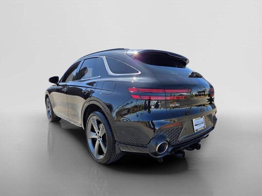 Genesis GV70 2023