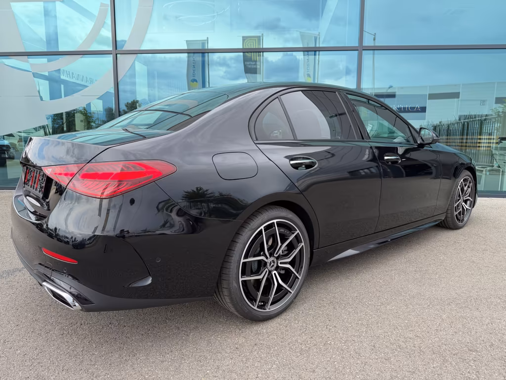 Mercedes-Benz C 300 2026