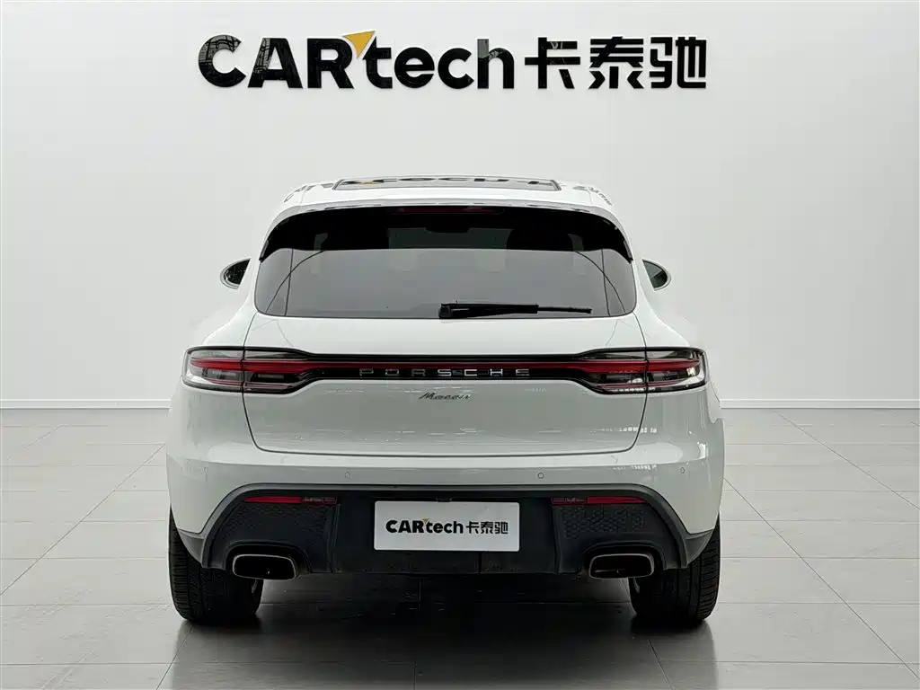 Porsche Macan 2022