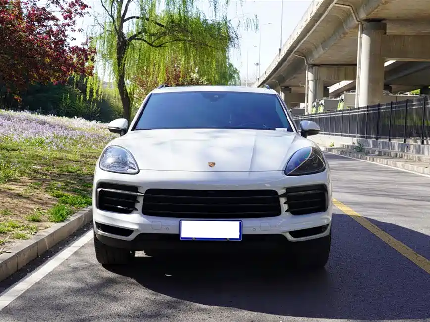 Porsche Cayenne 2023