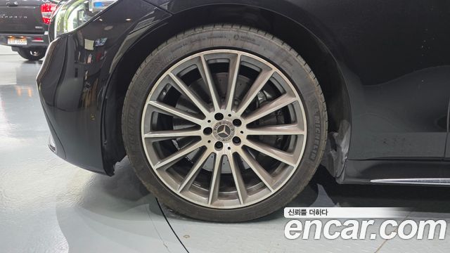Mercedes-Benz S-Класс 2021