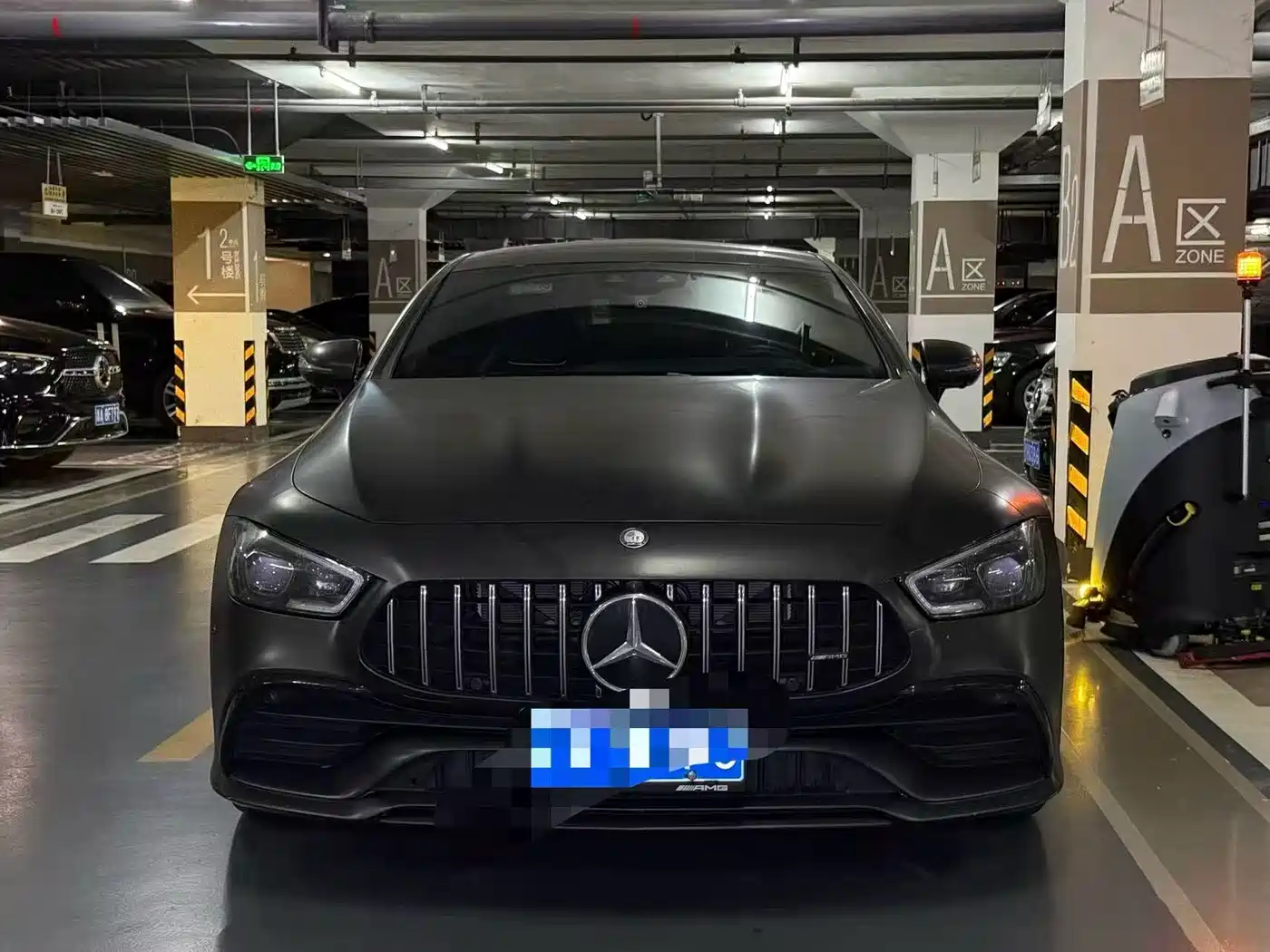 Mercedes-Benz AMG GT 2024